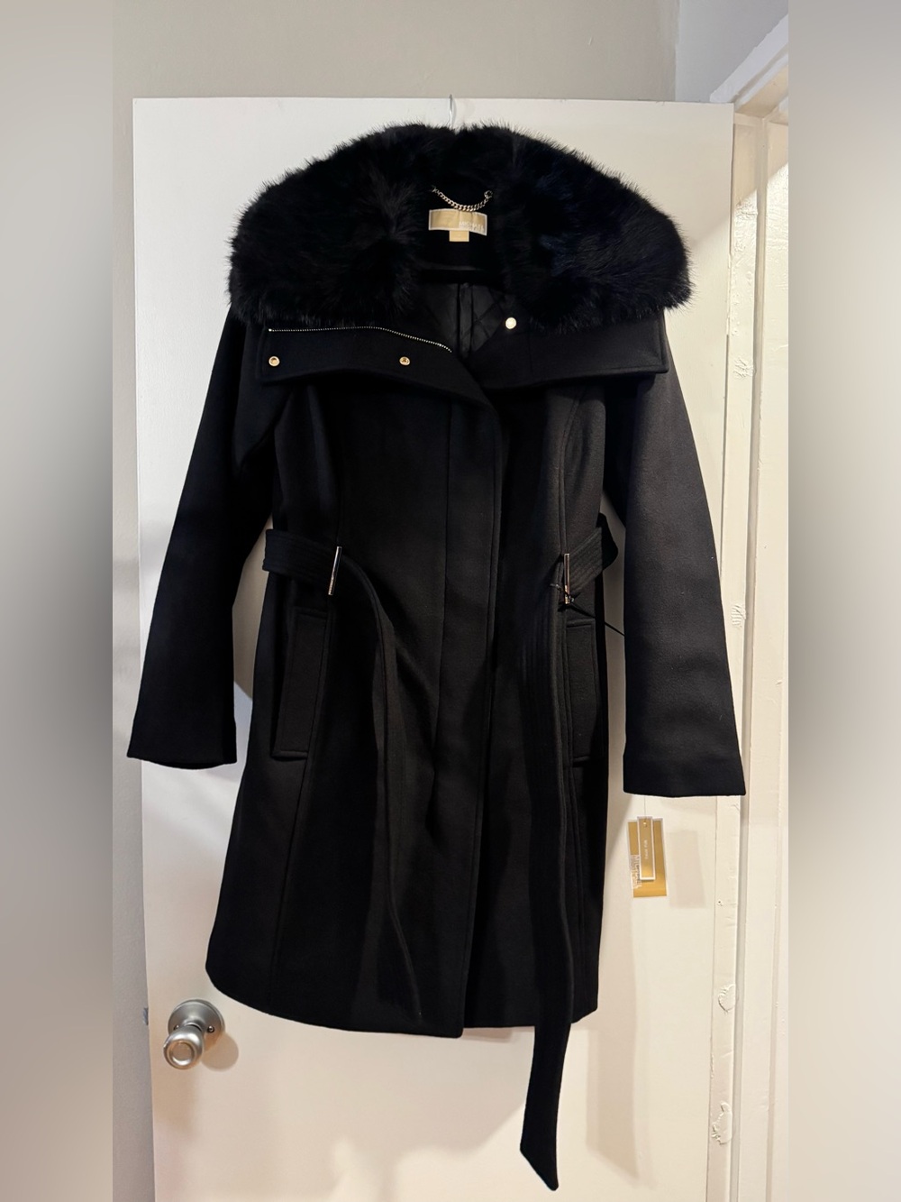 MICHAEL Michael Kors Black Wool-Blend Trench Coat with Faux Fur Collar
